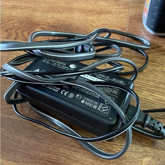 Sony CD Mavica Digital video/ Camera with CD-RW - Picture 6 of 16